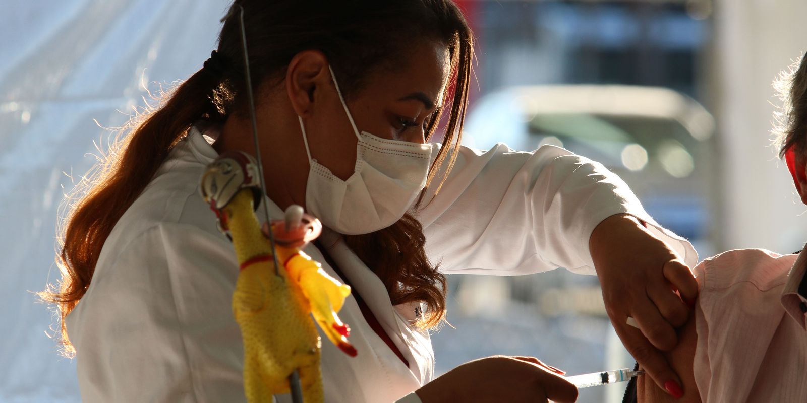 Privado: Covid-19: Rio distribui 224 mil doses de vacinas a municípios