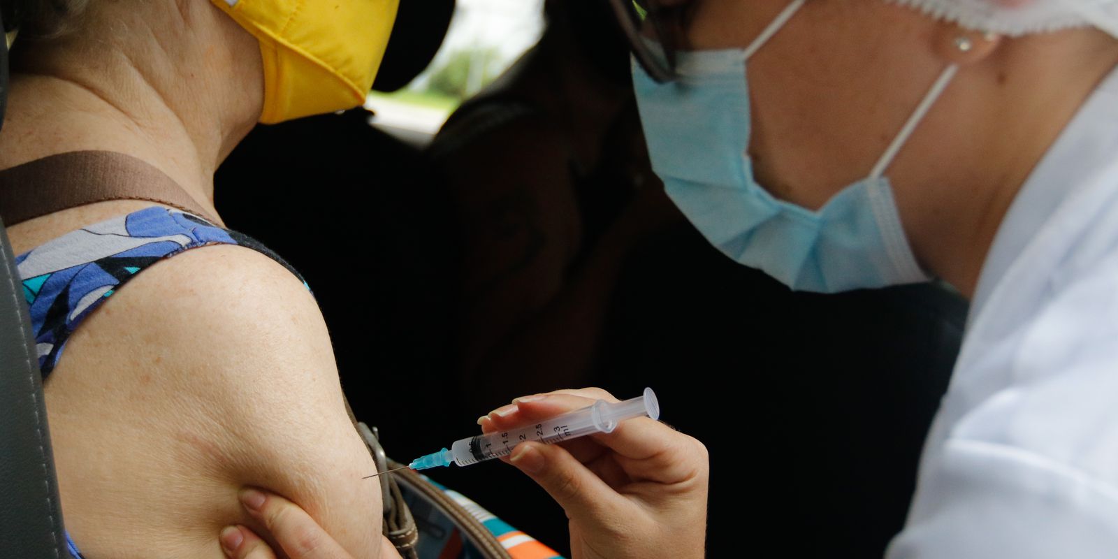 Privado: Covid-19: Brasil registra 17,4 milhões de casos e 488,2 mil mortes