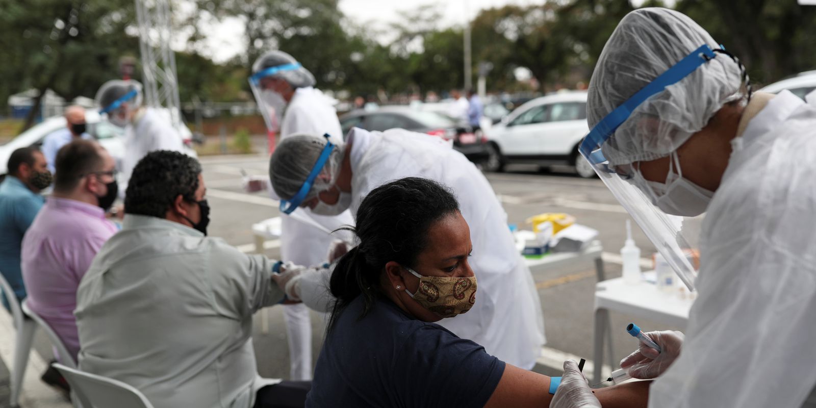 Privado: Covid-19: país tem 18,4 milhões de casos acumulados e 513,4 mil mortes