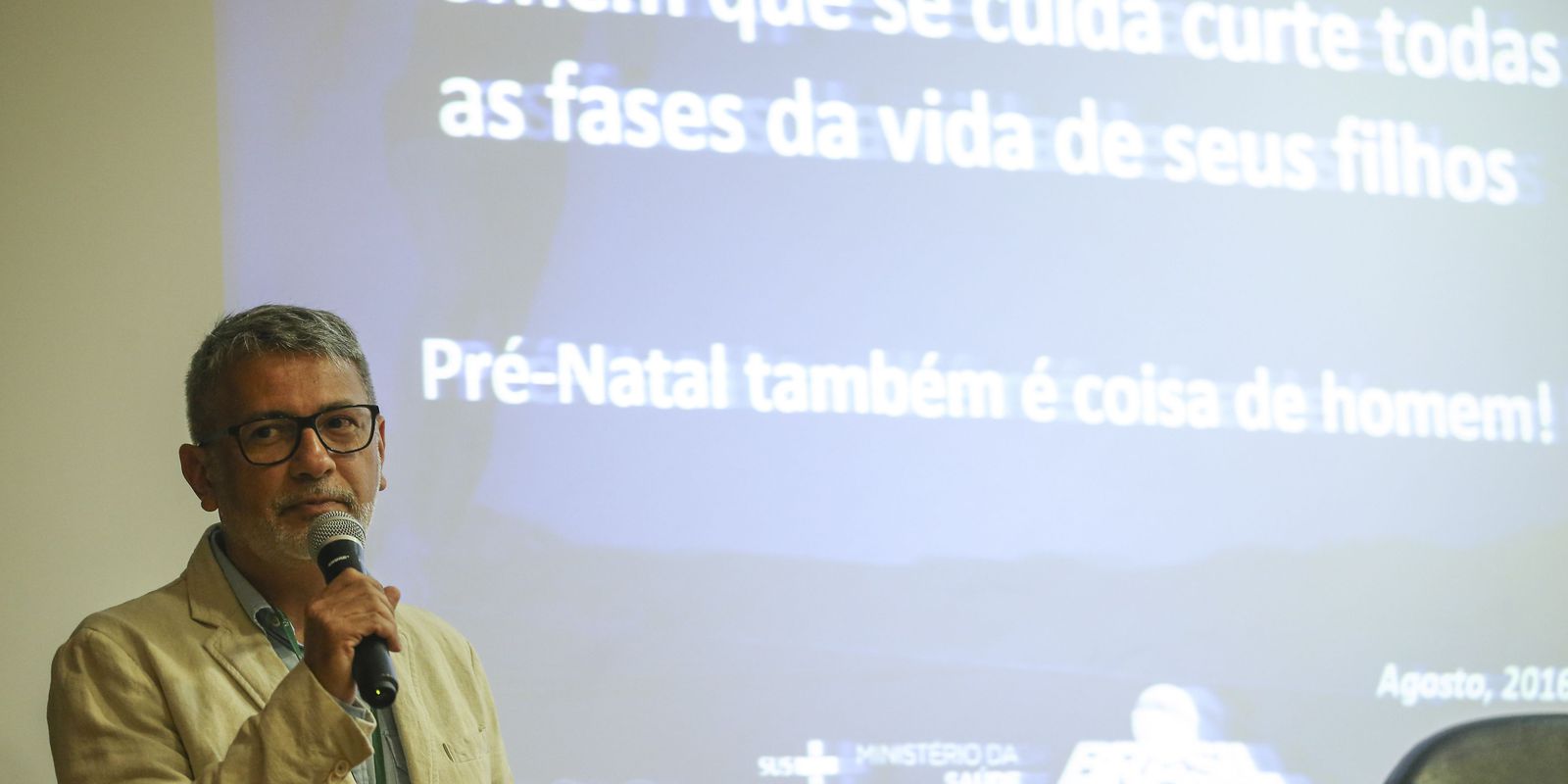 Privado: Homem aumenta ida ao médico, mas a mulher ainda cuida mais da saúde