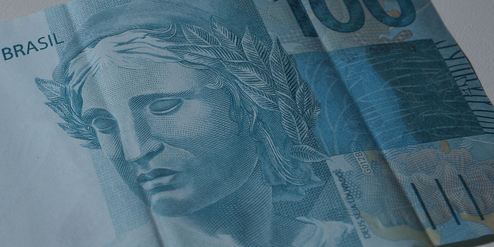 Privado: Homens são as principais vítimas de golpes financeiros, diz pesquisa