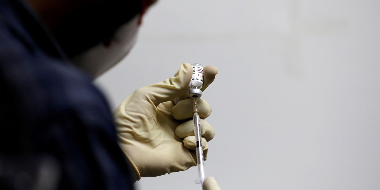 Privado: Anvisa suspende autorização de importação da vacina Covaxin