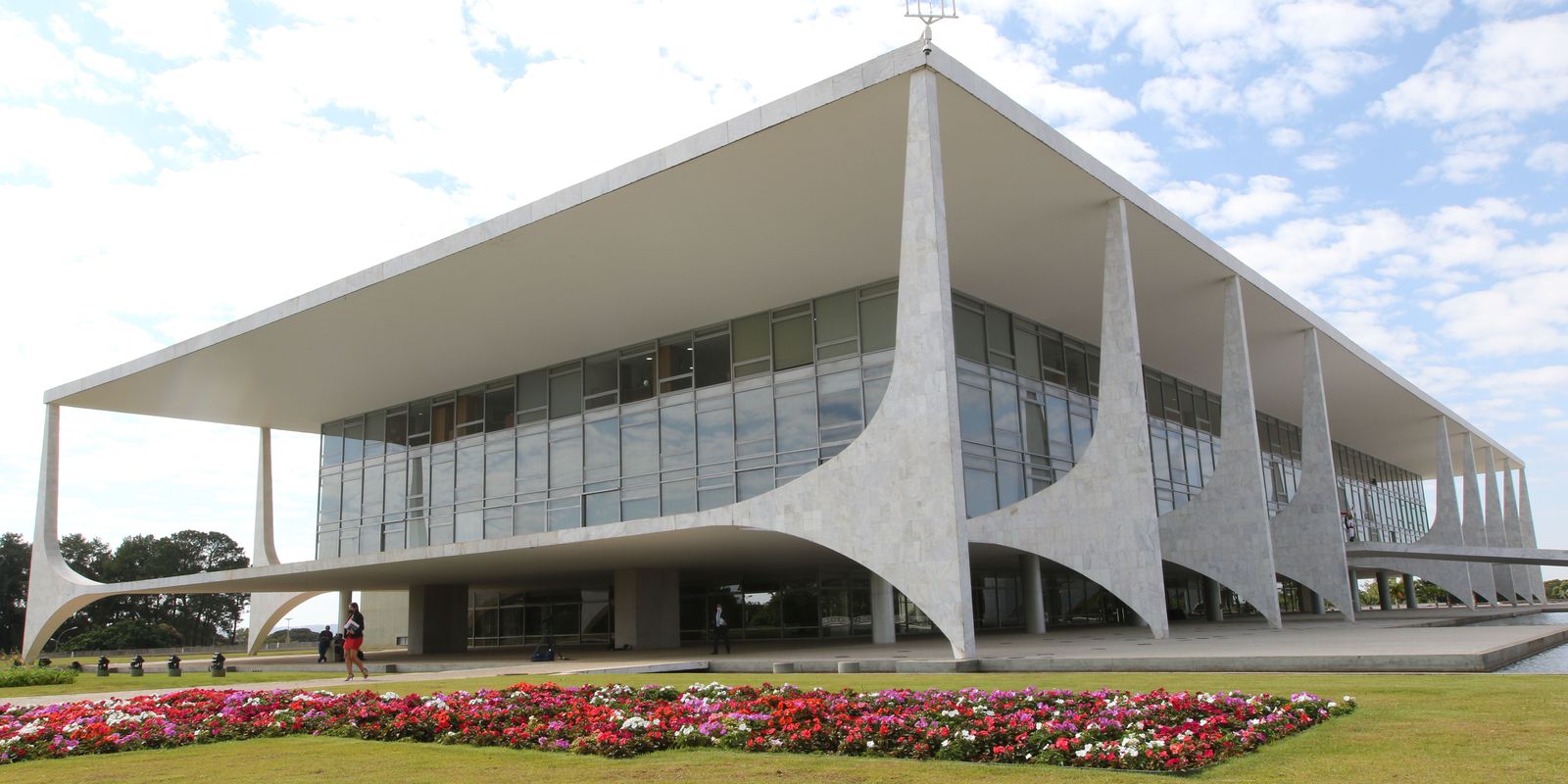 Privado: Decreto oficializa desbloqueio do Orçamento de 2021
