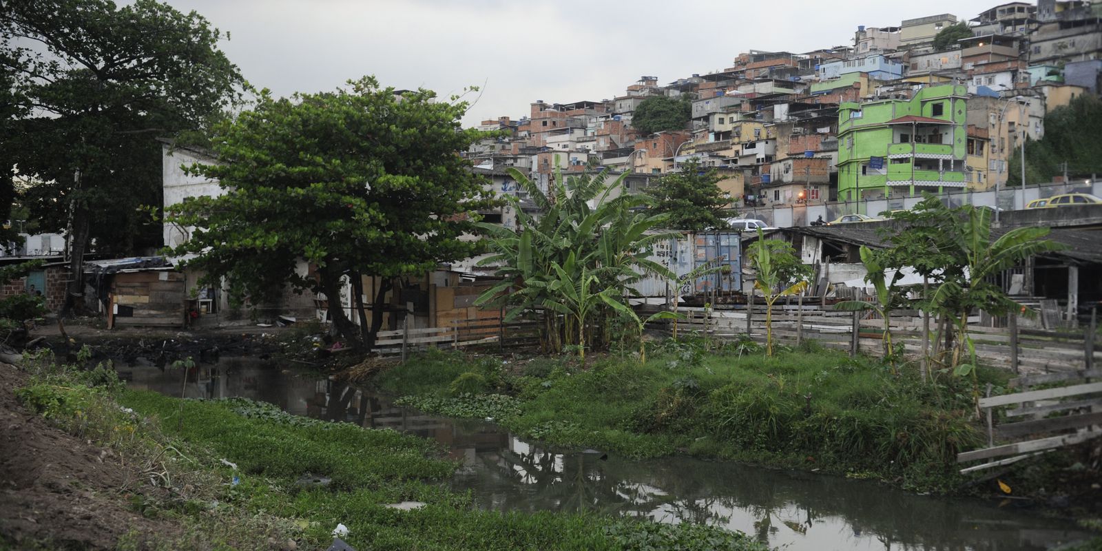 Privado: Violência afeta saúde mental de moradores da Maré, mostra estudo
