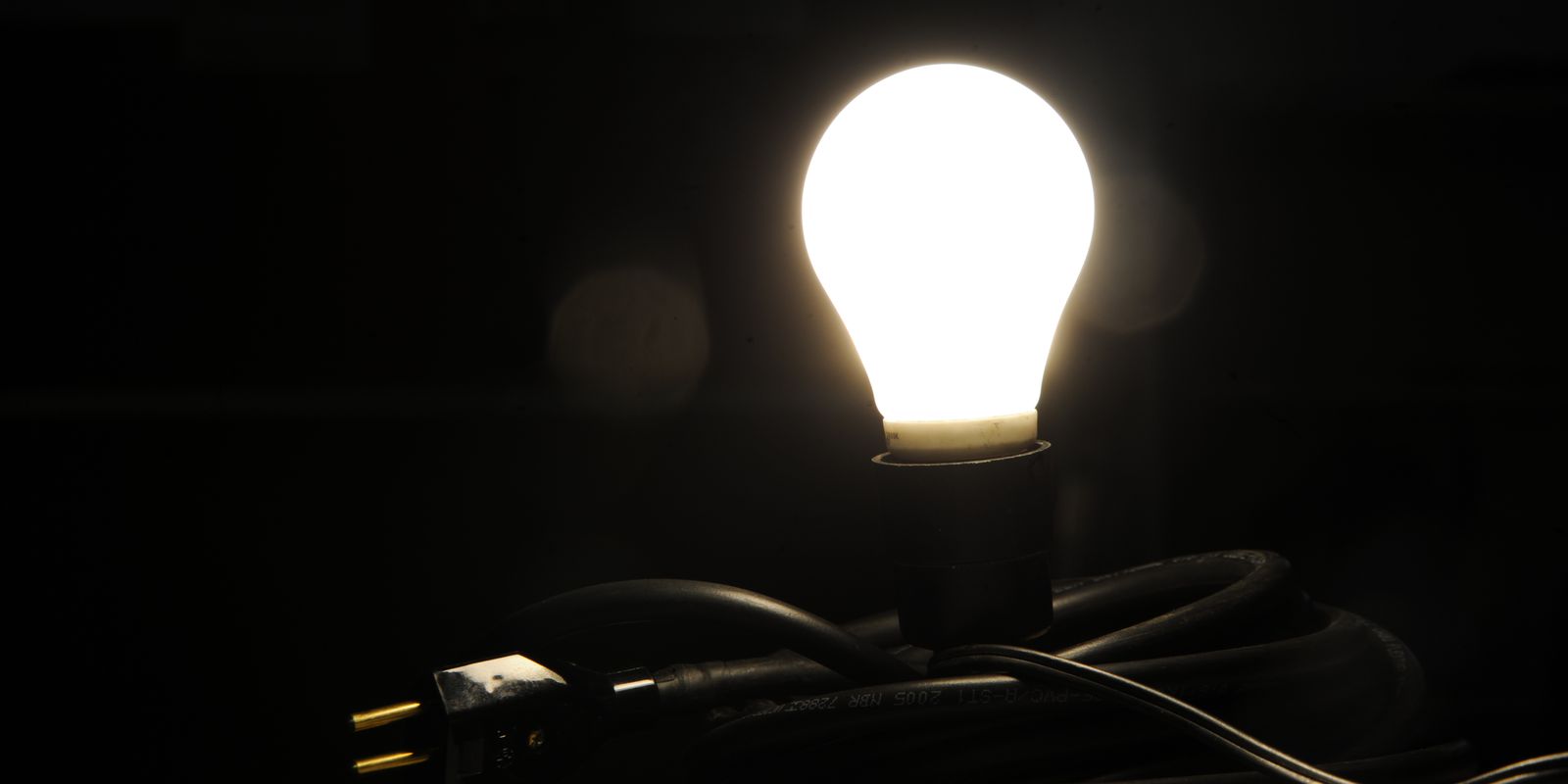 Privado: Aneel cria nova bandeira tarifária, e conta de luz fica mais cara