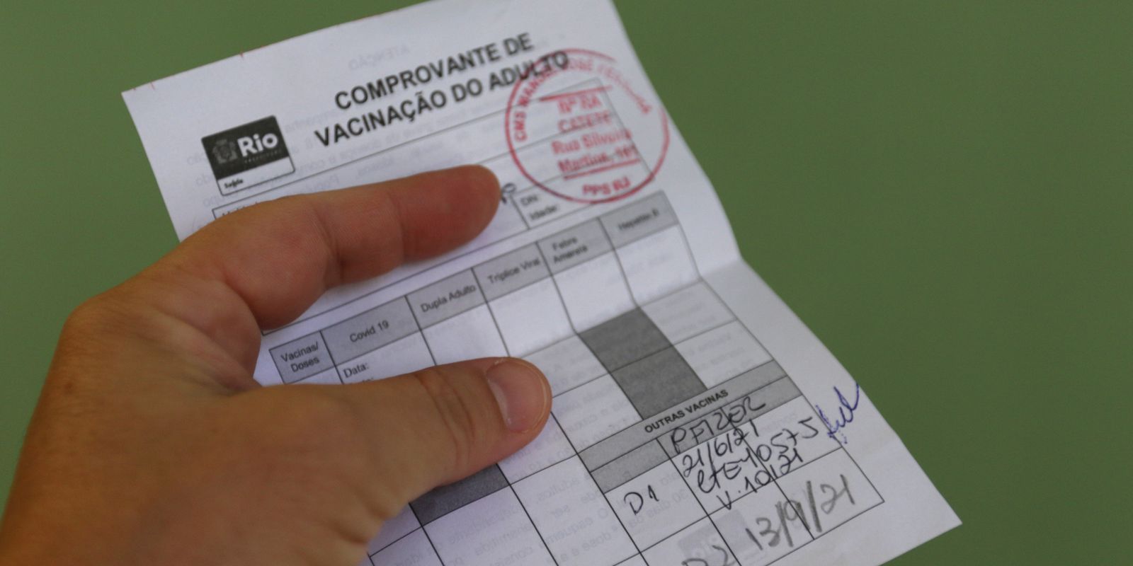Privado: Rio: adolescentes de 15 anos serão vacinados a partir do dia 8