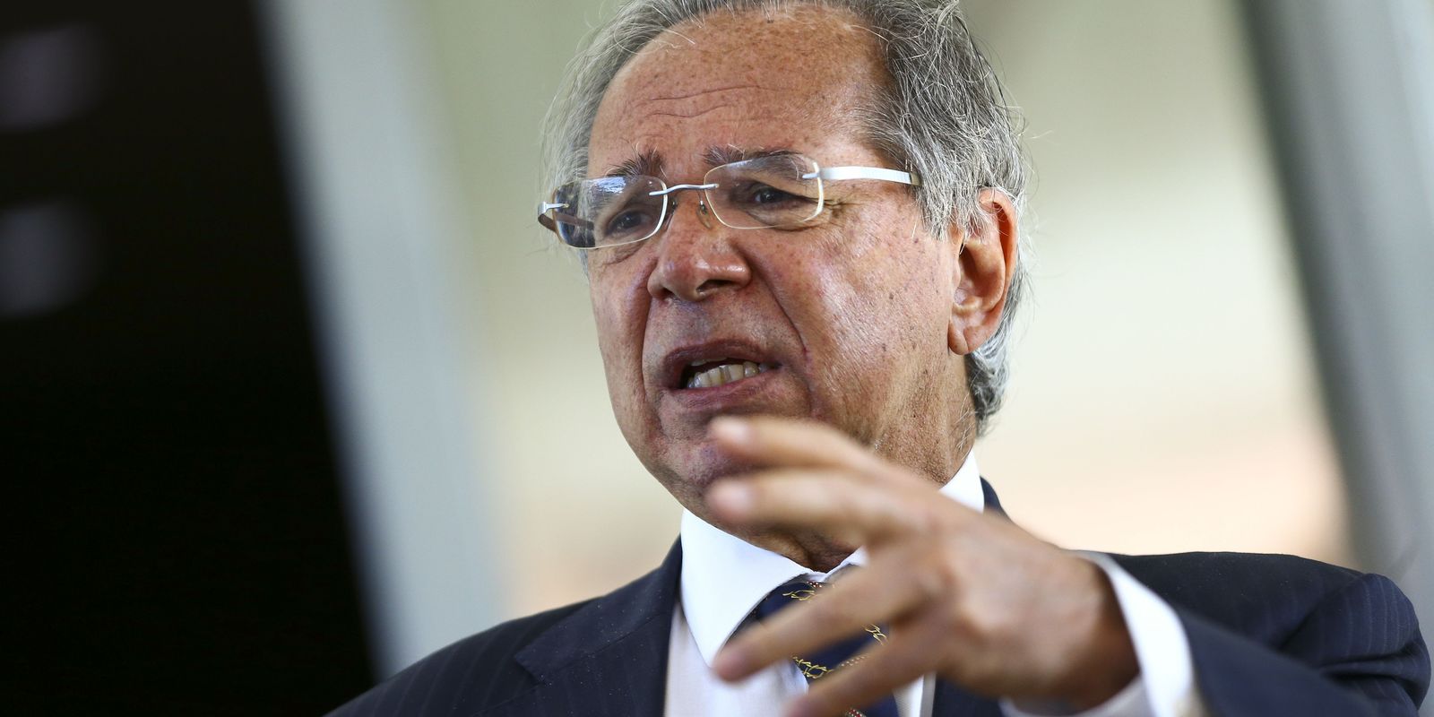 Privado: Ministro defende aumento “modesto e moderado” para Bolsa Família