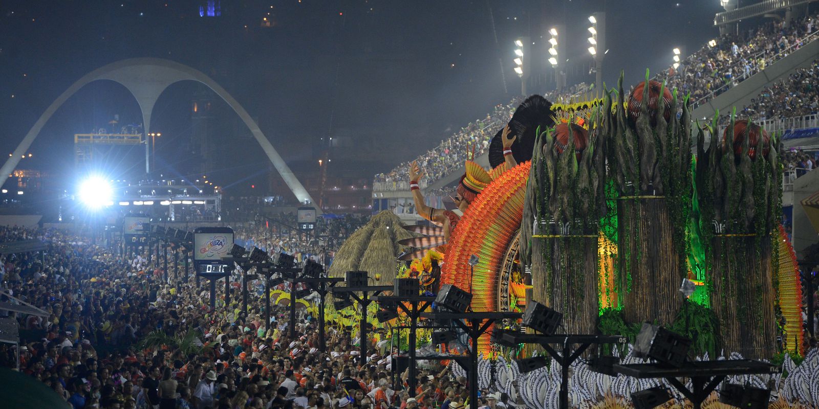 Privado: Comitê científico aprova carnaval no Rio e vacinação em crianças