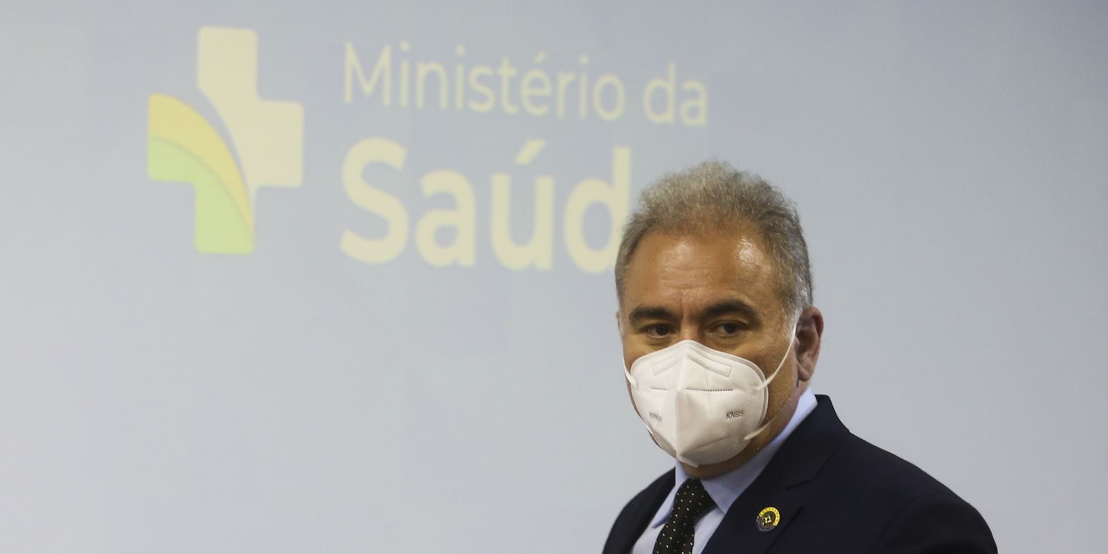 Privado: Isolamento de assintomáticos com covid pode ser reduzido para 5 dias