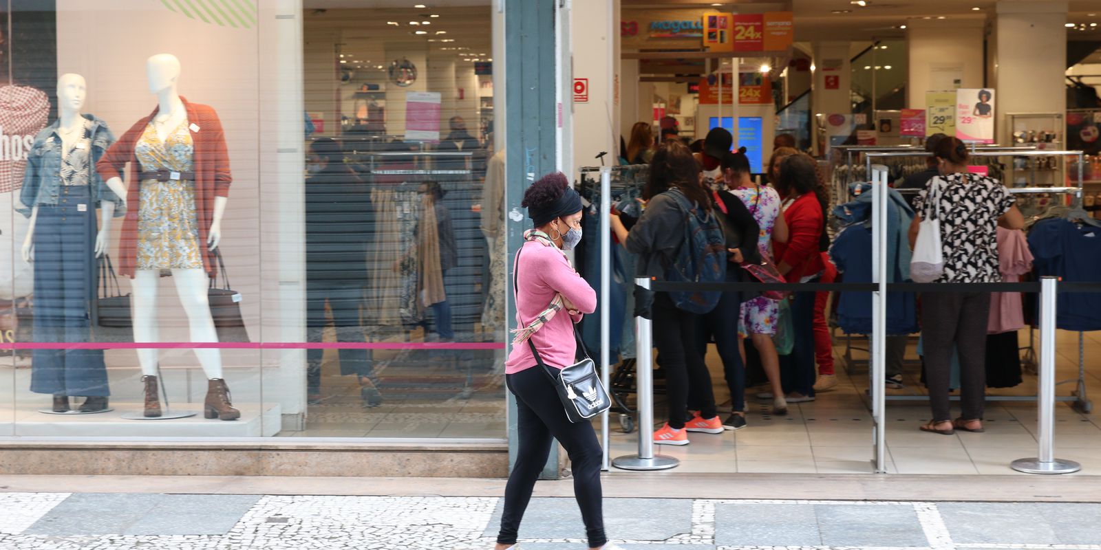 Privado: CNC: intenção de consumo das famílias tem ligeira alta em fevereiro