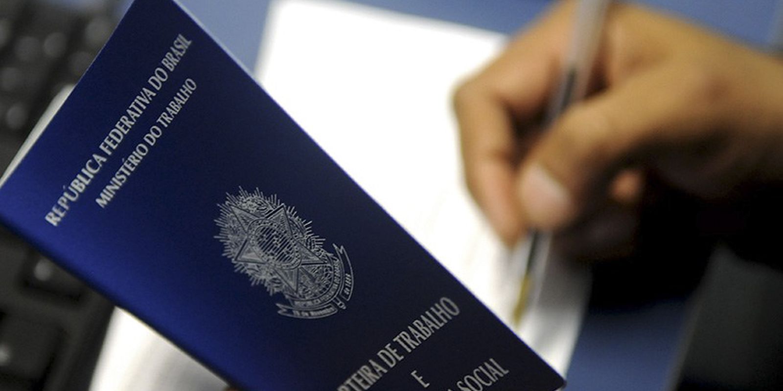 Privado: Quase 2 milhões de trabalhadores podem ser incluídos no PIS/Pasep