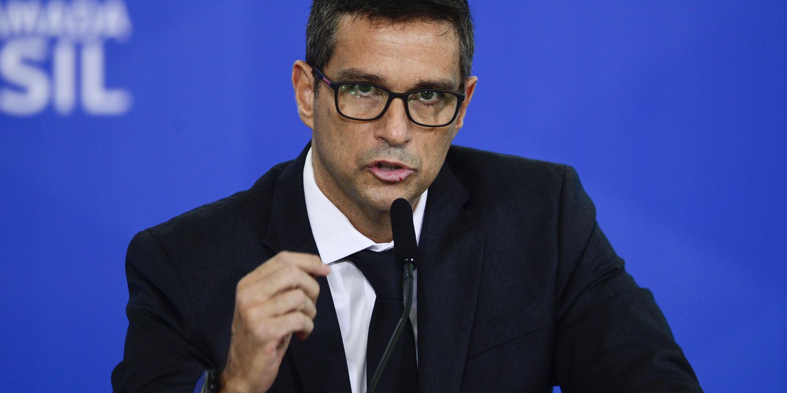 Privado: Presidente do BC diz que redução de impostos não resolve inflação
