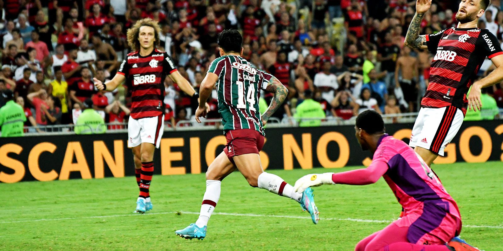 Privado: Carioca: Cano marca dois e Fluminense supera Flamengo no Maracanã