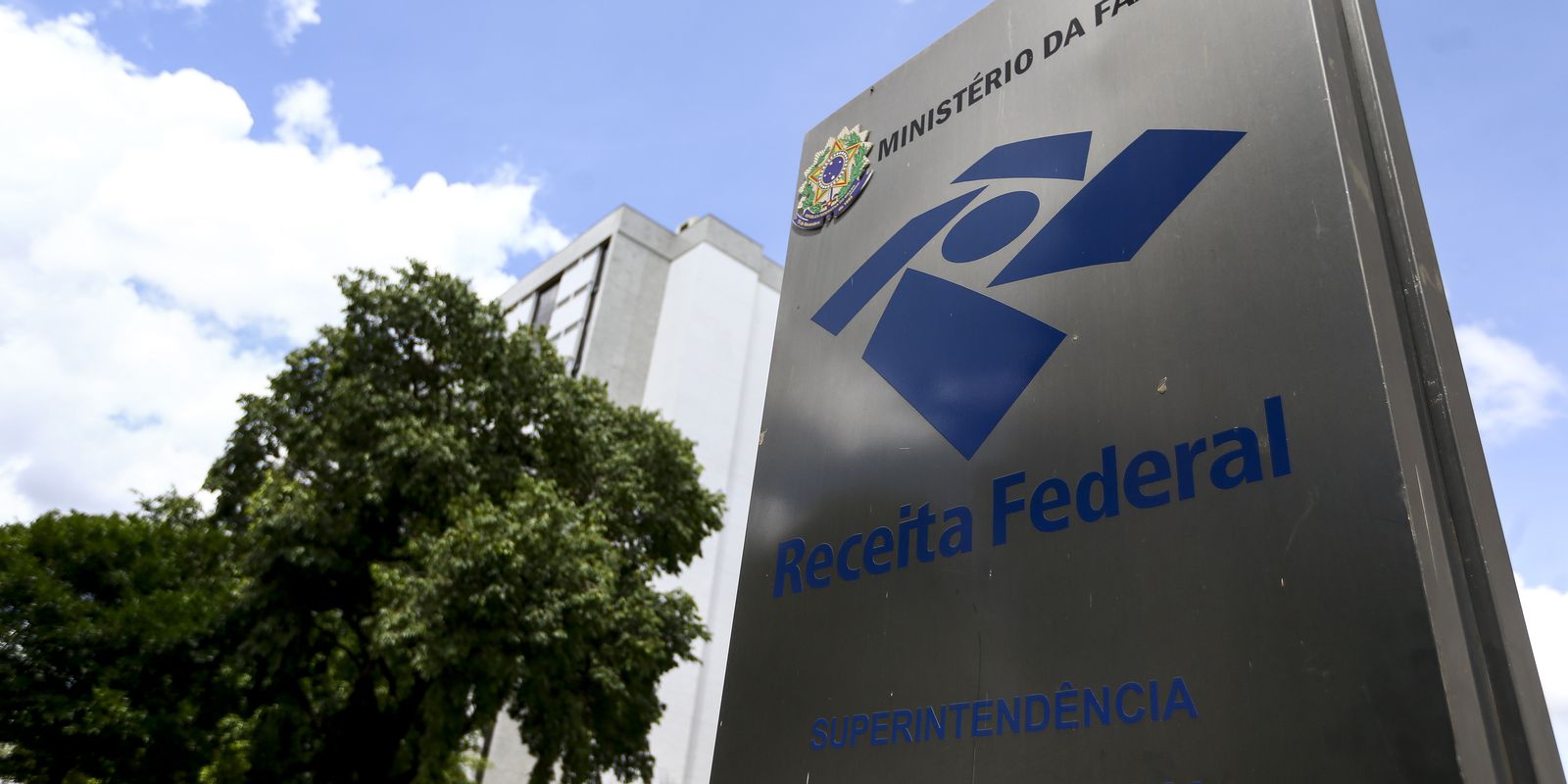 Privado: Arrecadação de tributos de R$ 164,15 bi é a maior de março desde 2000