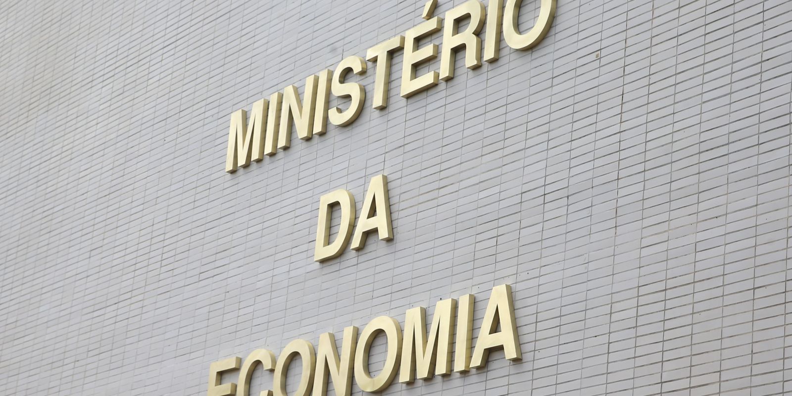 Privado: Governo Central tem déficit primário de R$ 6,3 bi em março