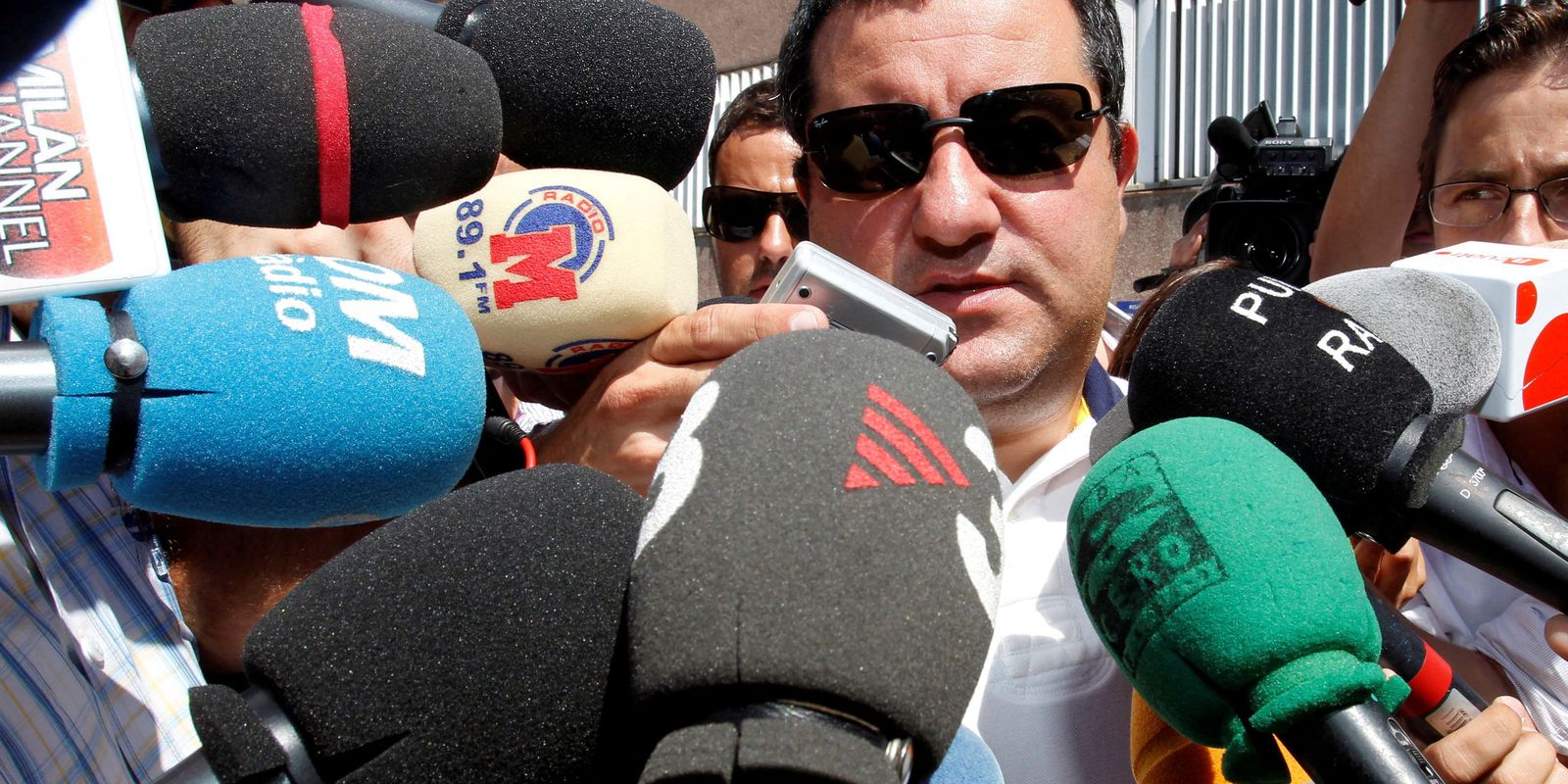 Privado: Agente de jogadores Mino Raiola morre após batalha contra doença