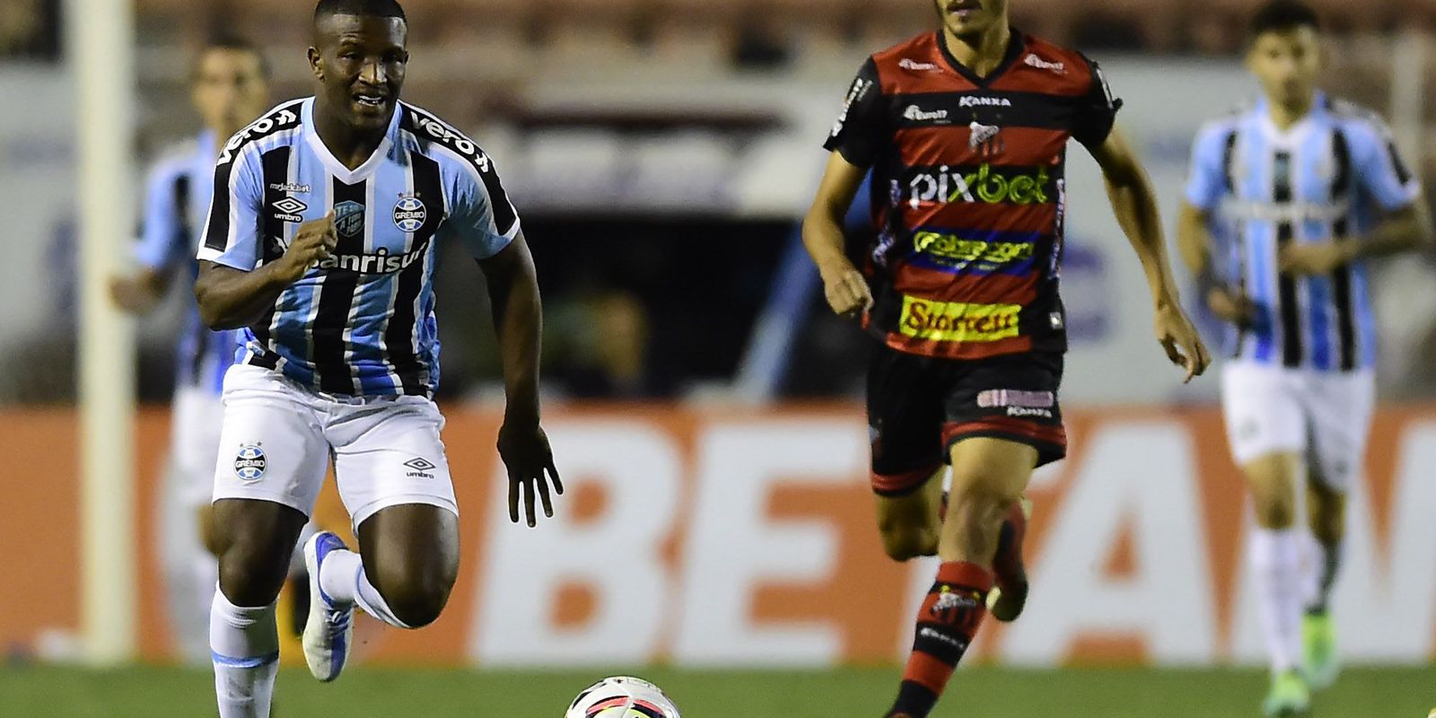 Privado: Ituano arranca empate com o Grêmio na Série B