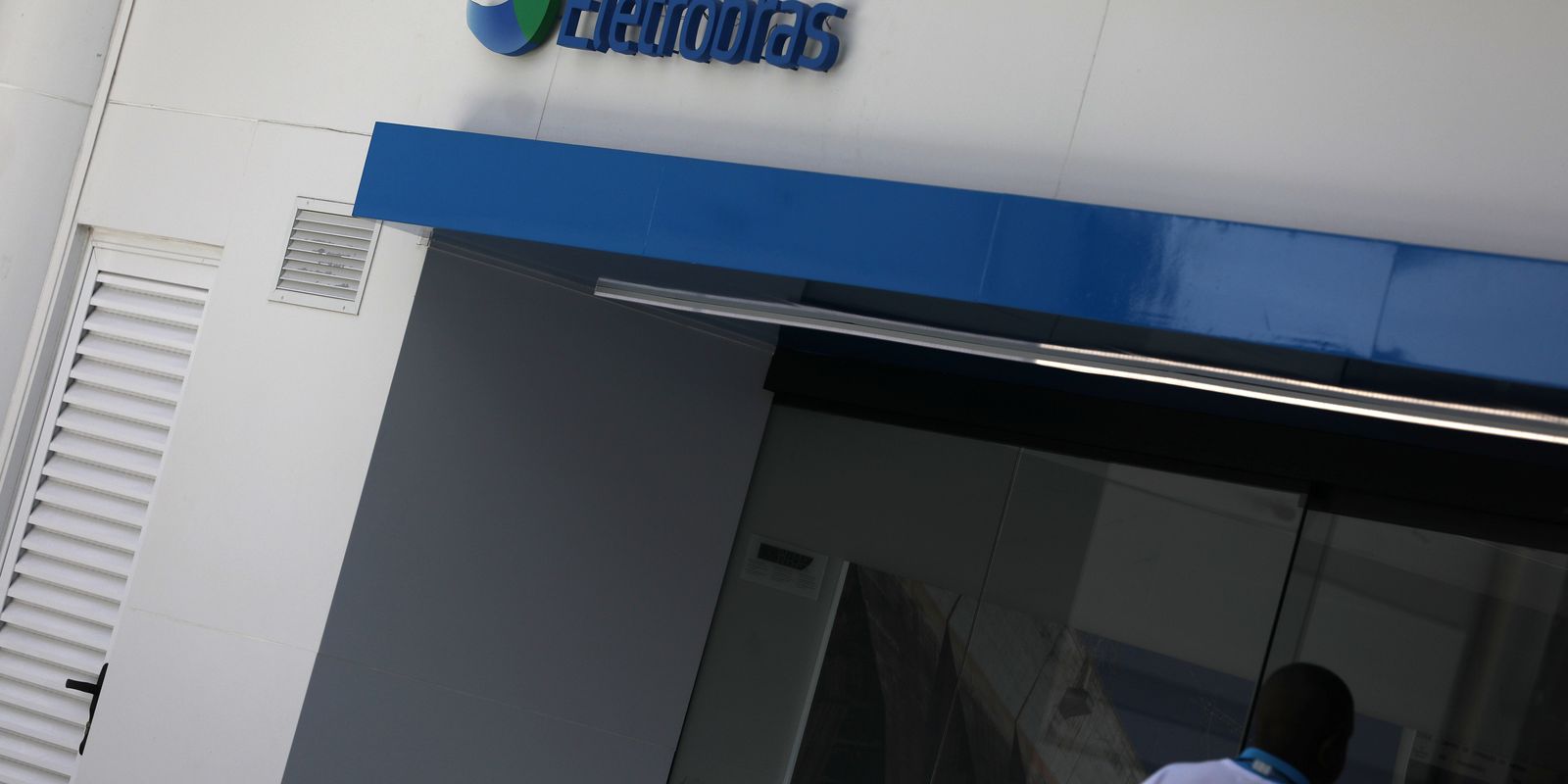 Privado: Oferta pública de ações dá início à privatização da Eletrobras