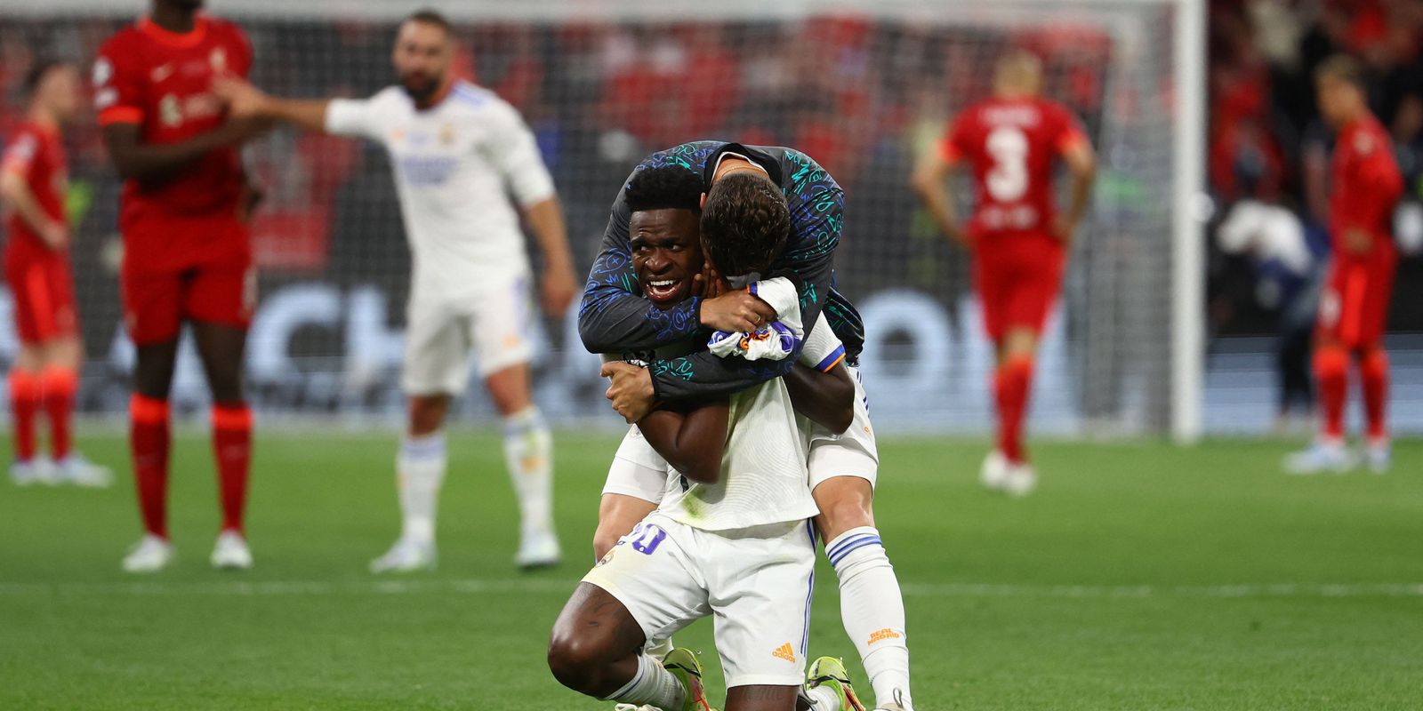 Privado: Real Madrid é campeão europeu com gol de Vini Jr e brilho de Courtois