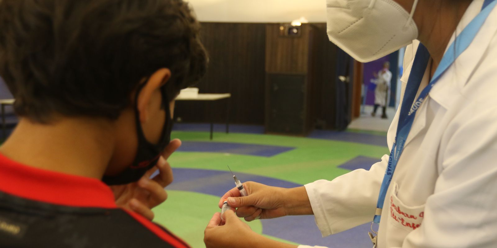 Privado: Covid-19: Rio começa a aplicar dose de reforço em adolescentes