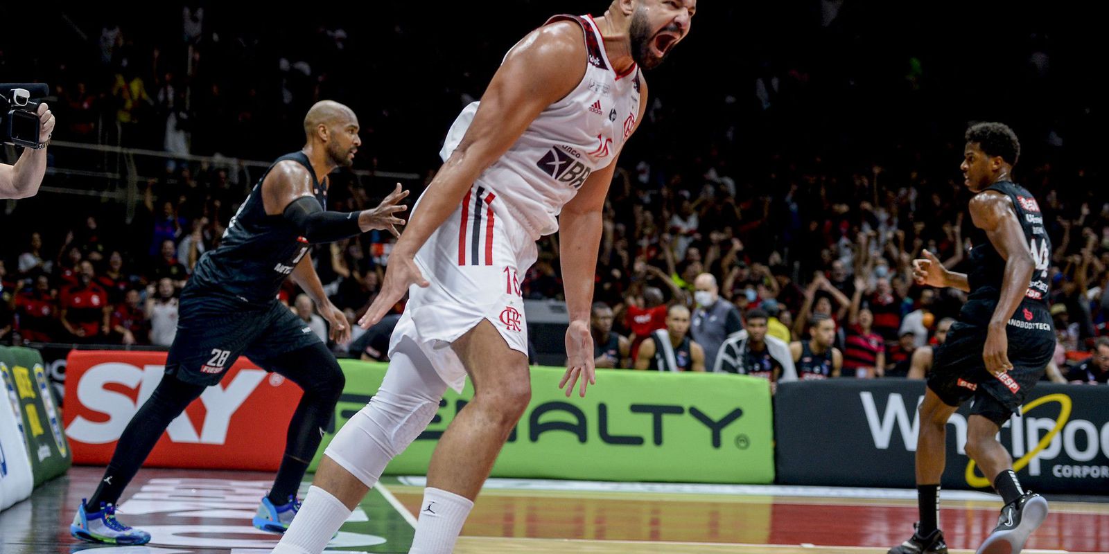 Privado: Flamengo vence Franca em casa e força 4º jogo nas finais do NBB