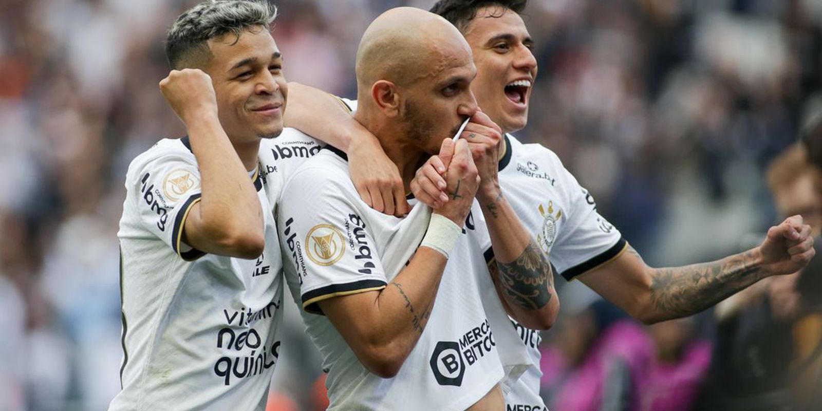Privado: Corinthians vence Goiás e empata em pontos com líder Palmeiras