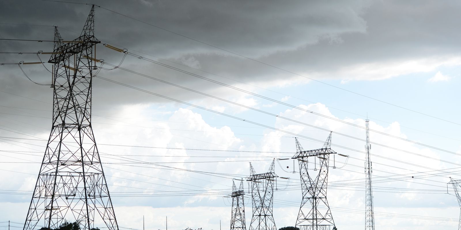 Privado: Aneel realizá leilão que prevê até R$ 15,3 bilhões em investimentos