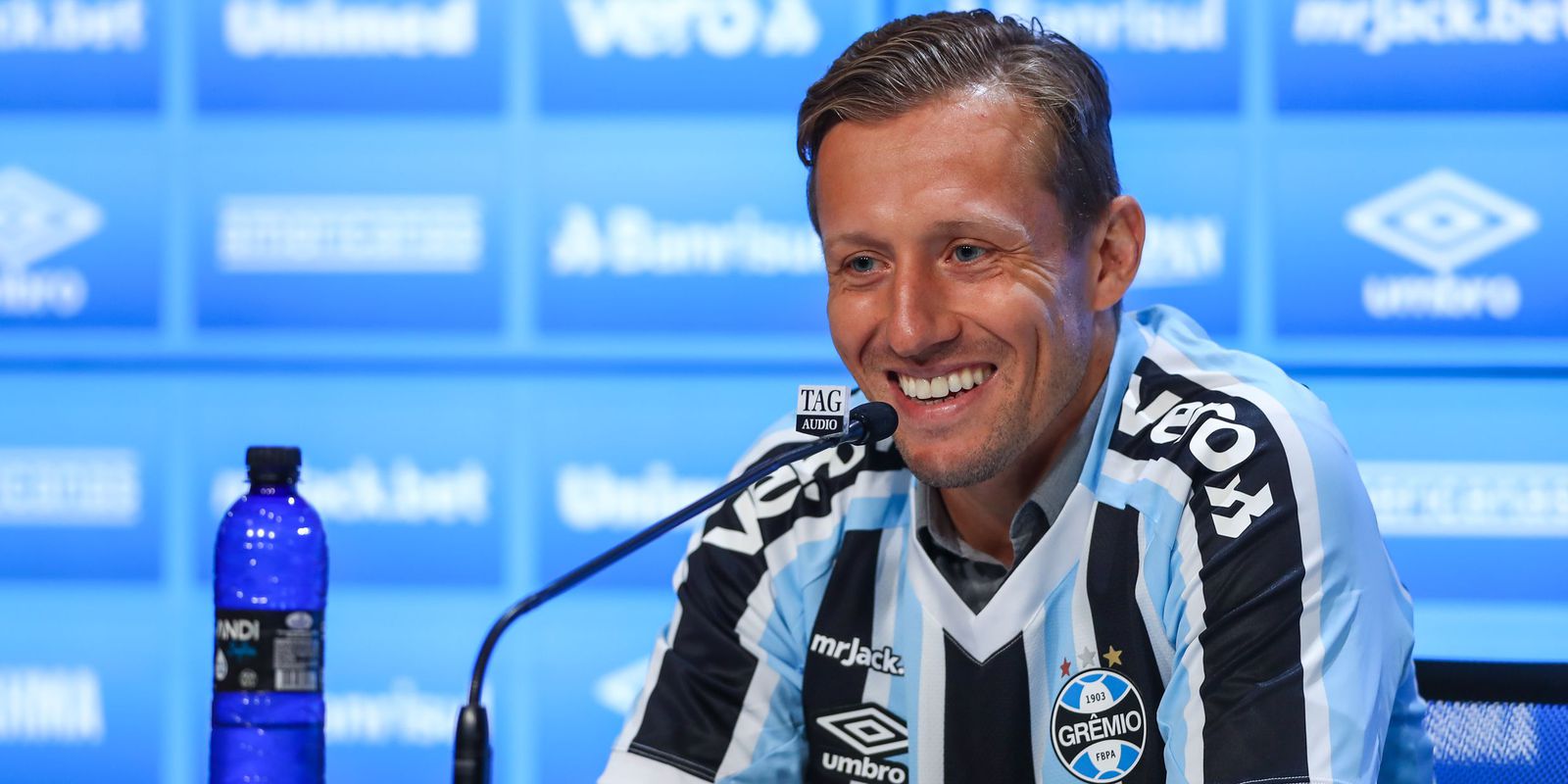 Privado: Após 15 anos, Lucas Leiva é anunciado e está de volta ao Grêmio