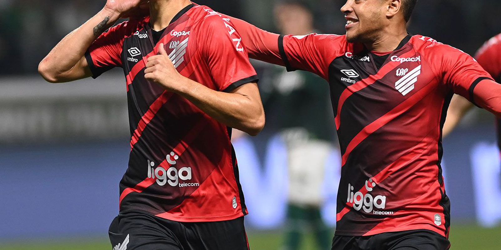 Privado: Athletico-PR bate Palmeiras fora de casa e assume vice-liderança