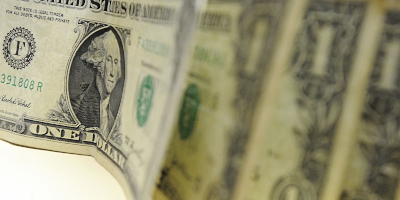 Privado: Dólar aproxima-se de R$ 5,40 com temor de recessão global