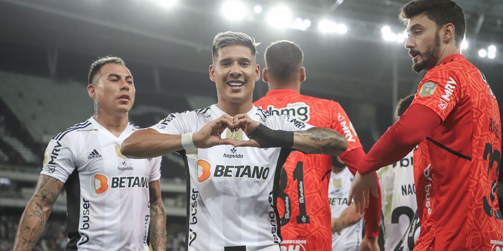 Privado: Atlético-MG vence Botafogo e lidera momentanemente o Brasileirão