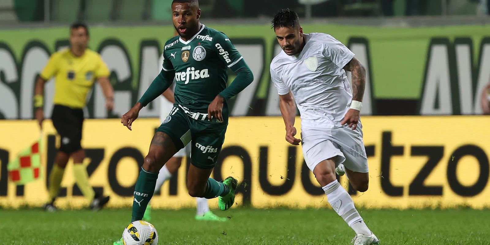 Privado: Palmeiras bate América-MG e abre vantagem na ponta do Brasileiro