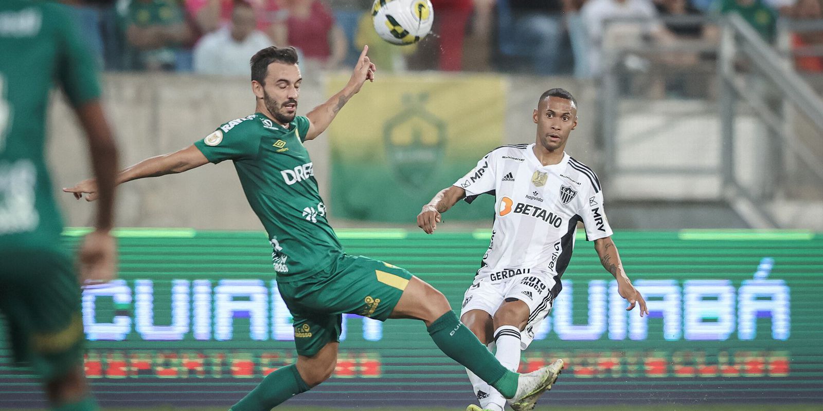 Privado: Com gols nos acréscimos, Atlético-MG e Cuiabá empatam pelo Brasileiro