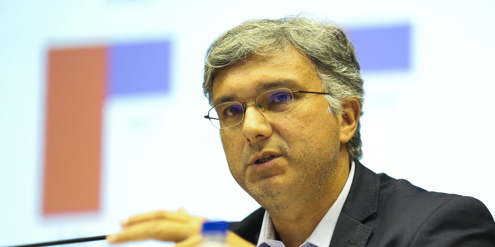 Privado: Auxílio Brasil de 2023 deverá ser de R$ 400, diz secretário do Tesouro