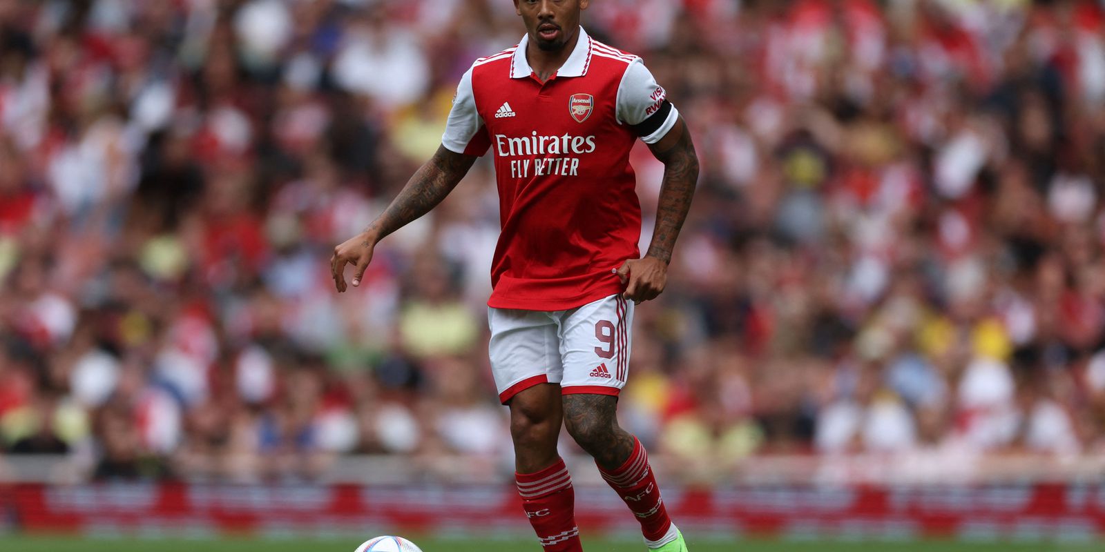 Privado: Gabriel Jesus precisa de tempo para se adaptar ao Arsenal, diz técnico