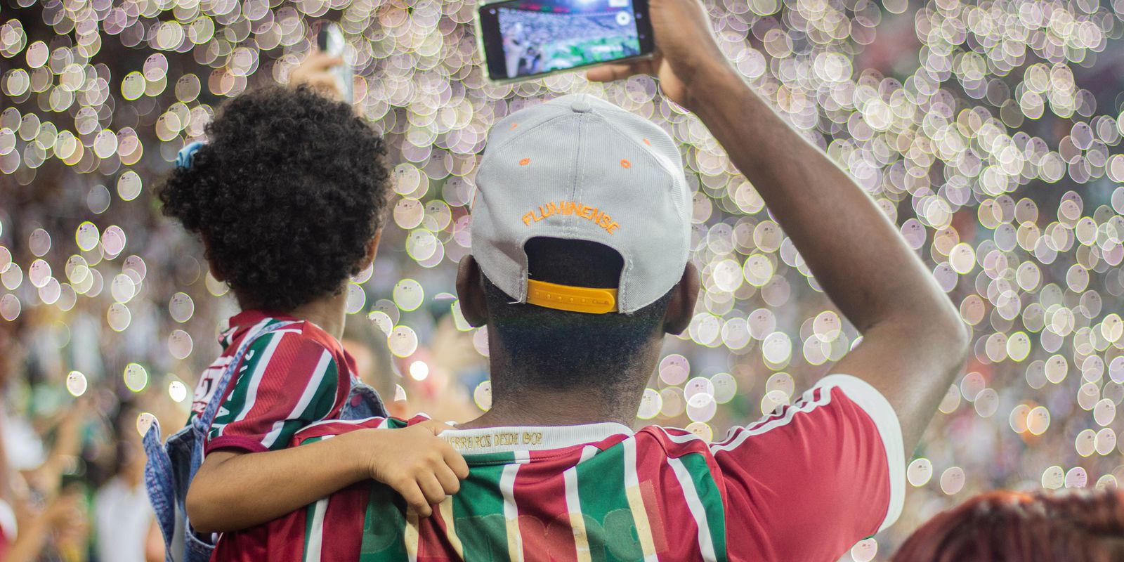 Privado: Perfil do torcedor e novas plataformas mexem com indústria do futebol