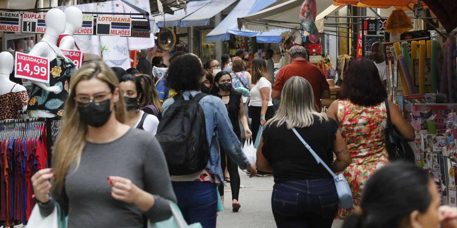 Privado: Pequenos negócios geram 72% das vagas de emprego no primeiro semestre