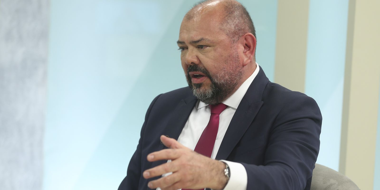 Privado: Caminhoneiros começam a receber benefício emergencial nesta terça