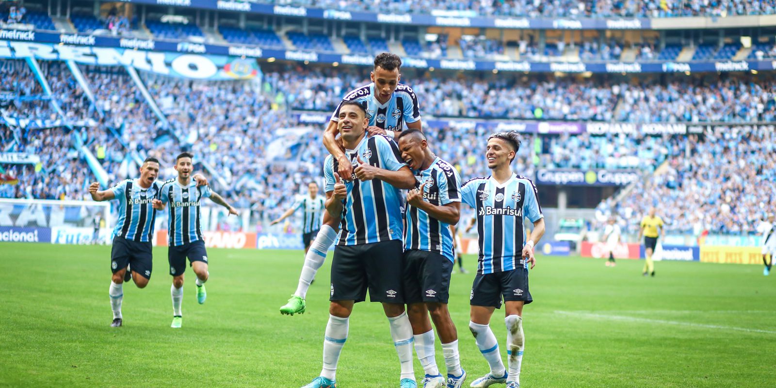 Privado: Grêmio goleia Operário e assume a vice-liderança da Série B