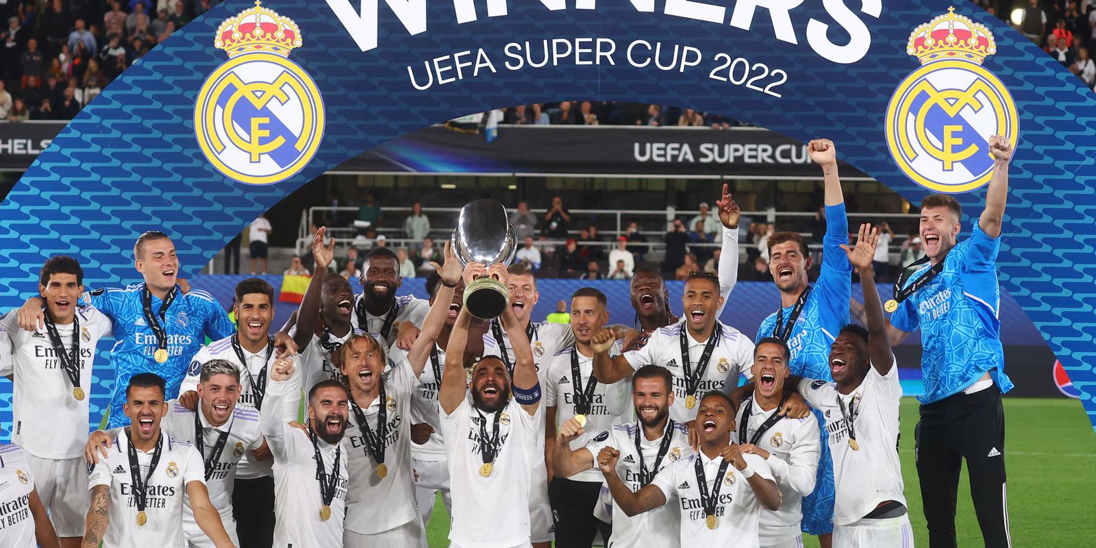 Privado: Real Madrid vence Eintracht e conquista Supercopa da Uefa