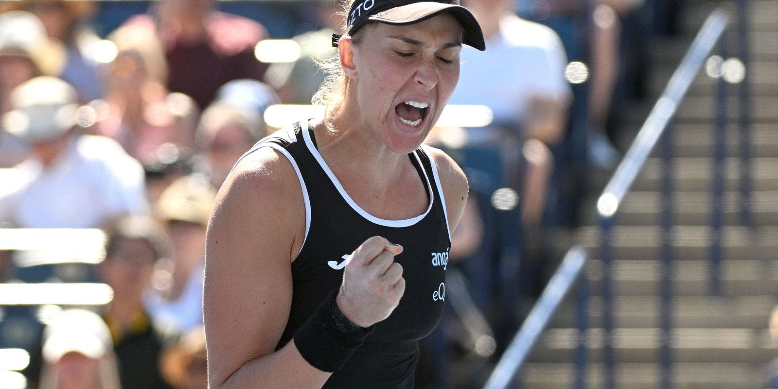 Privado: Bia Haddad supera a polonesa Iga Swiatek, atual número 1 do mundo