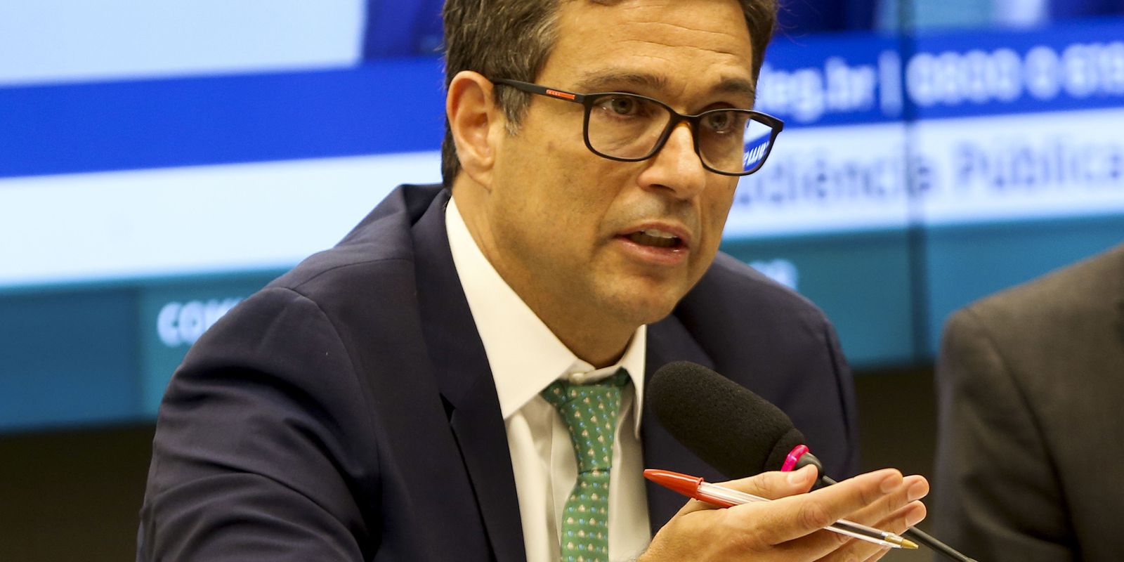 Privado: Não é verdade que bancos perdem dinheiro com Pix, diz presidente do BC