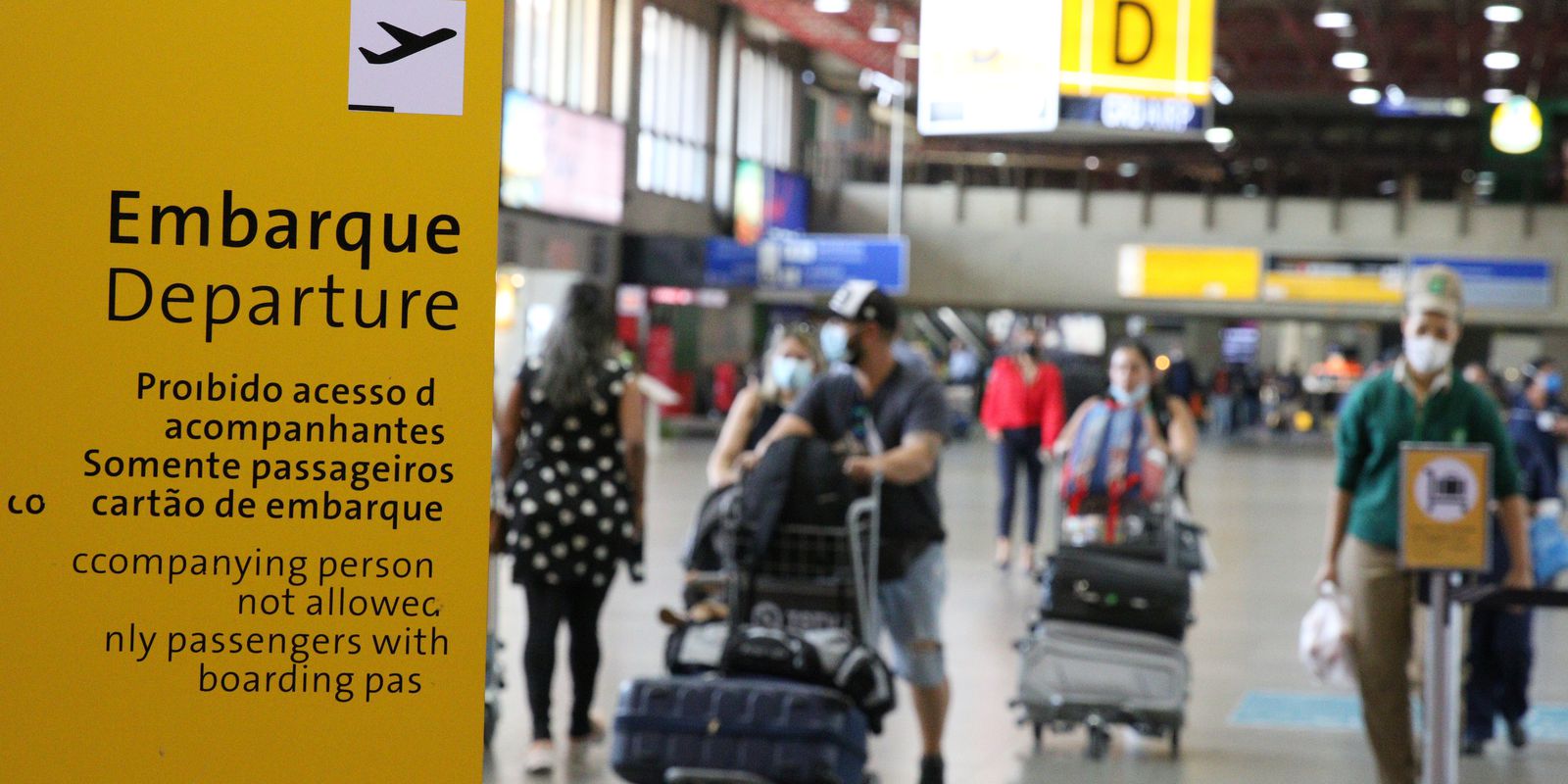 Privado: Anvisa aprova fim da obrigatoriedade de máscaras em aviões