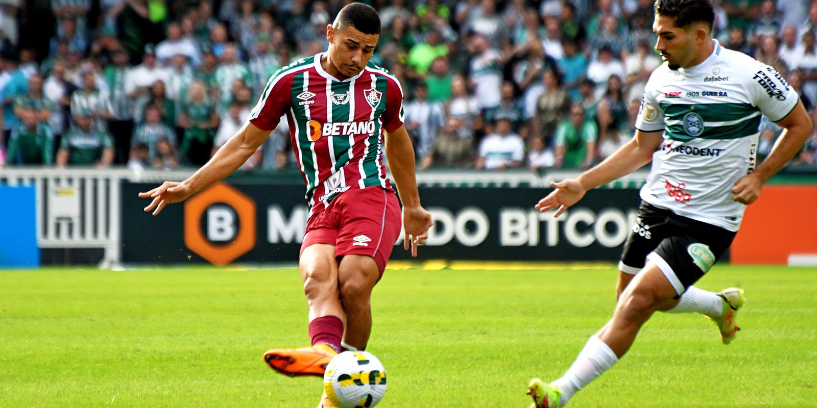 Privado: De olho na vice-liderança, Fluminense recebe Coritiba pelo Brasileirão