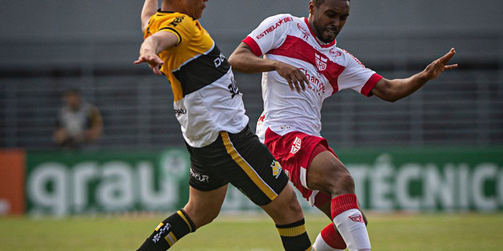 Privado: CRB empata com Criciúma e desperdiça chance de colar no G4 da Série B