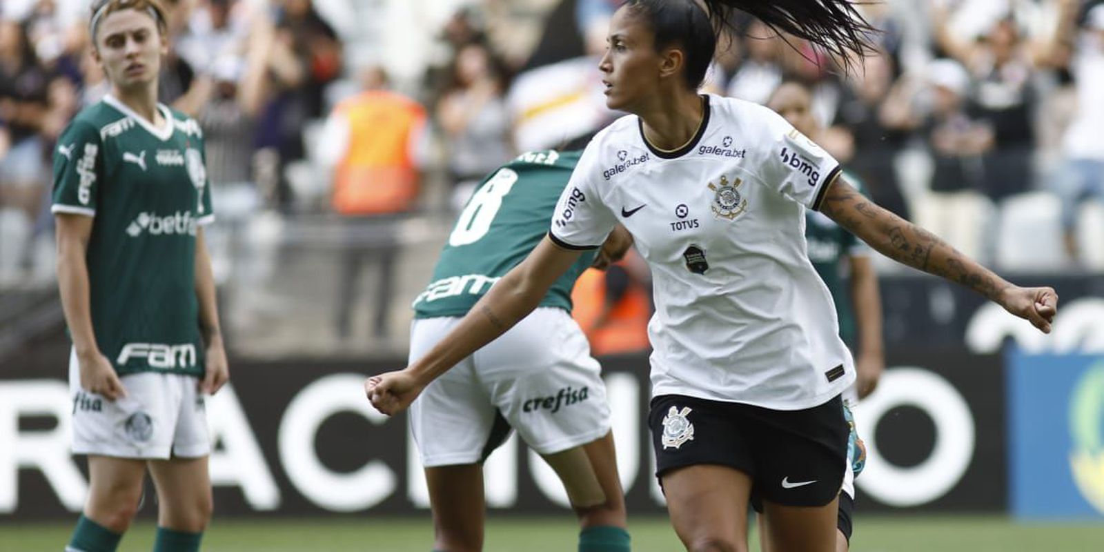 Privado: Corinthians bate Palmeiras em 1º jogo da semi do Brasileirão Feminino