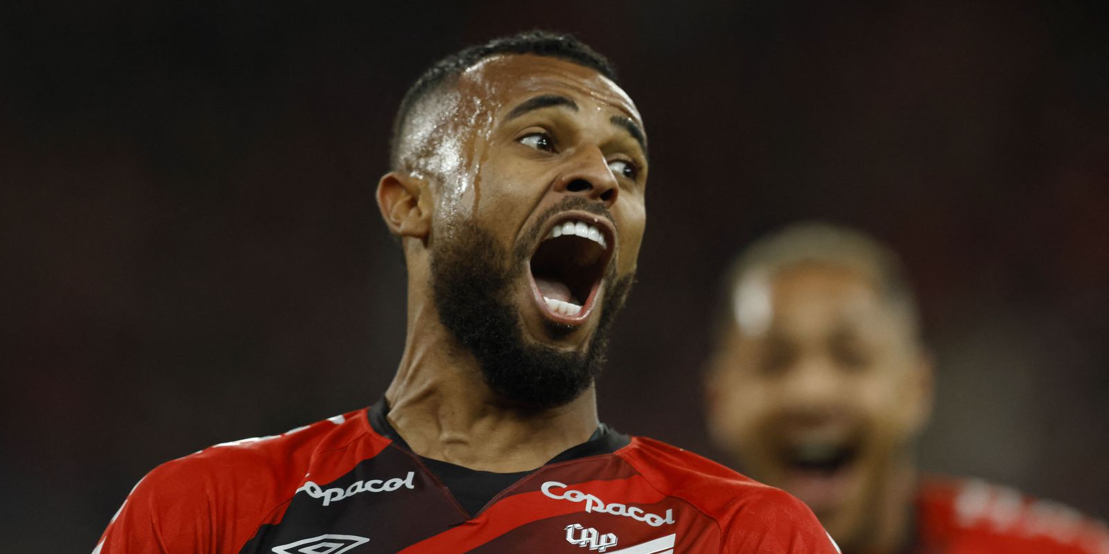 Privado: Athletico bate Palmeiras e fica a um empate da final da Libertadores