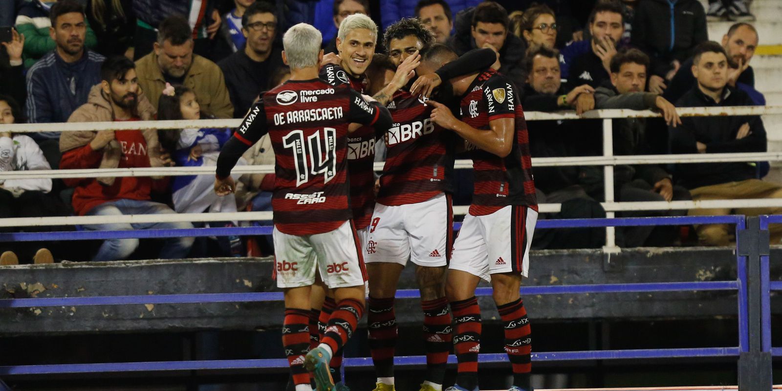Privado: Libertadores: Pedro brilha e comanda goleada do Flamengo sobre Vélez