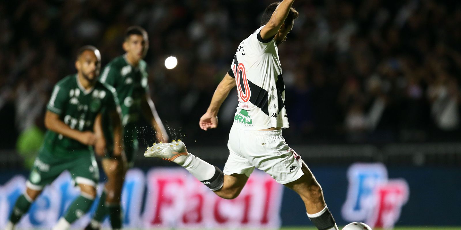 Privado: Vasco retoma caminho das vitórias na Série B