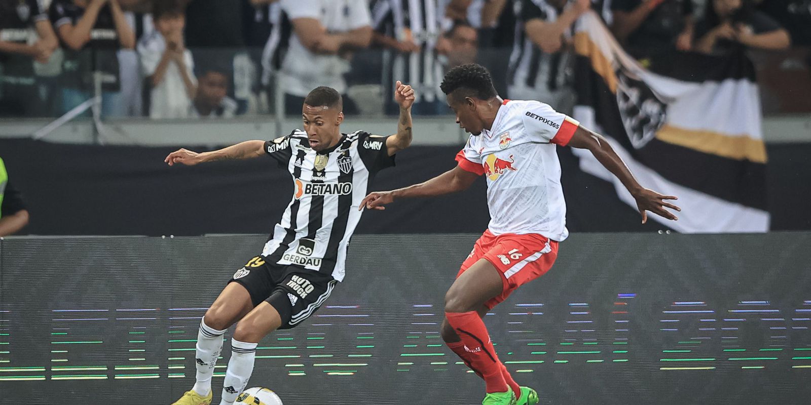 Privado: Atlético-MG e Bragantino ficam no 1 a 1 no Mineirão